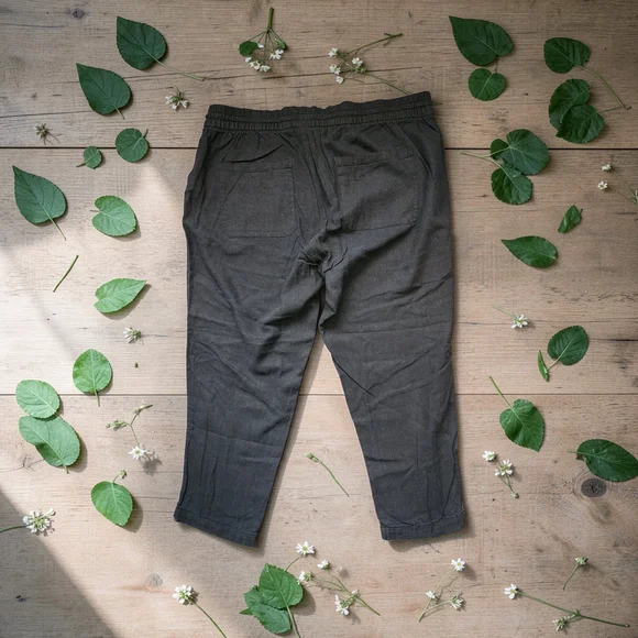 Old Navy Women's Black Straight/Tapered Leg Linen Blend Pants - Picture 2 of 8